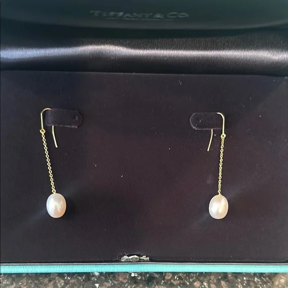 Tiffany & Co. Elsa Peretti Pearls by the Yard Yellow Gold Drop Earrings - Picture 1 of 5